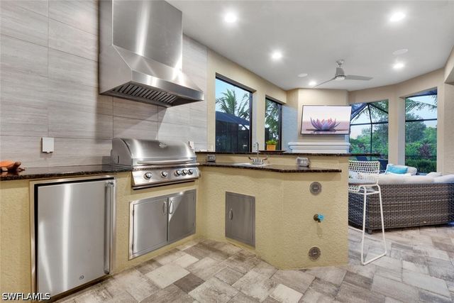 9630 Campanile CIR, Naples, FL 34114