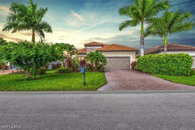 9630 Campanile CIR, Naples, FL 34114