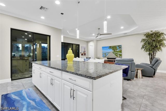 9630 Campanile CIR, Naples, FL 34114