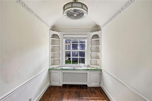 6450 Pennsylvania Avenue, Kansas City, MO 64113