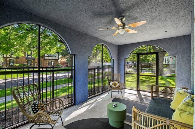 6450 Pennsylvania Avenue, Kansas City, MO 64113