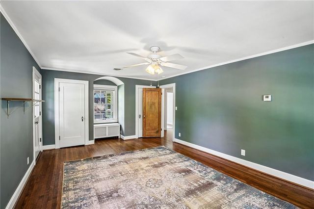 6450 Pennsylvania Avenue, Kansas City, MO 64113