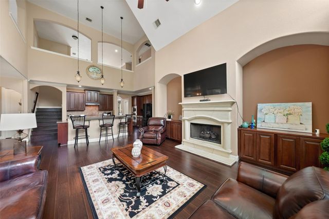 5 Copper Cove, Conroe, TX 77304