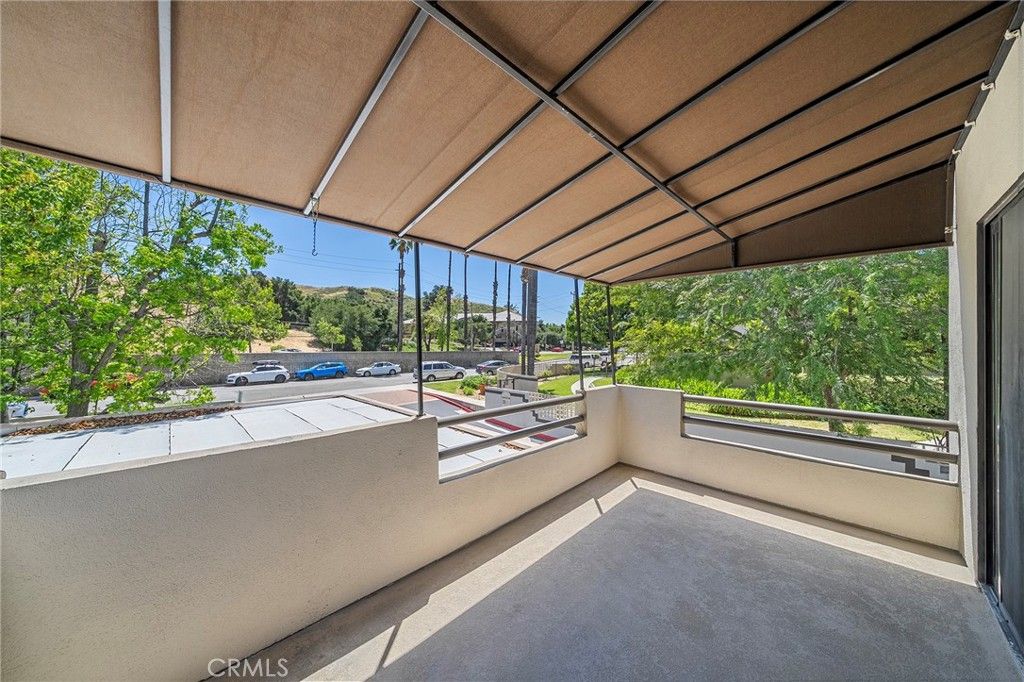 Image 12 of property listing at 4277 Las Virgenes, Calabasas, CA 91302