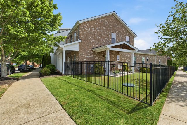 235 Augusta Ave, Pleasant View, TN 37146