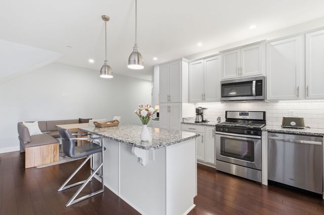 235 Augusta Ave, Pleasant View, TN 37146