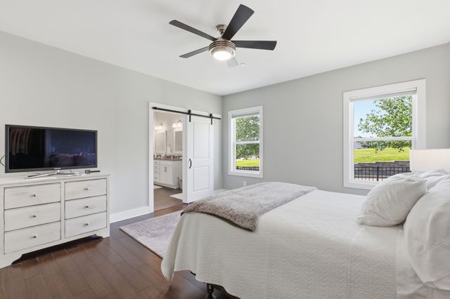 235 Augusta Ave, Pleasant View, TN 37146