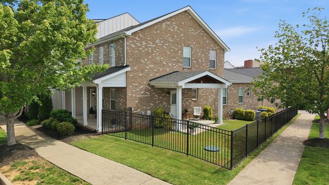 235 Augusta Ave, Pleasant View, TN 37146