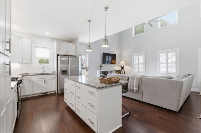 235 Augusta Ave, Pleasant View, TN 37146