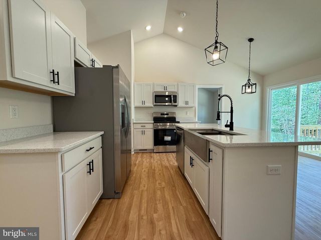 47 BIRCH LANE, Colonial Beach, VA 22443