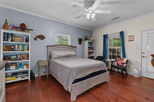 3166 County Road 232, Henderson, TX 75652