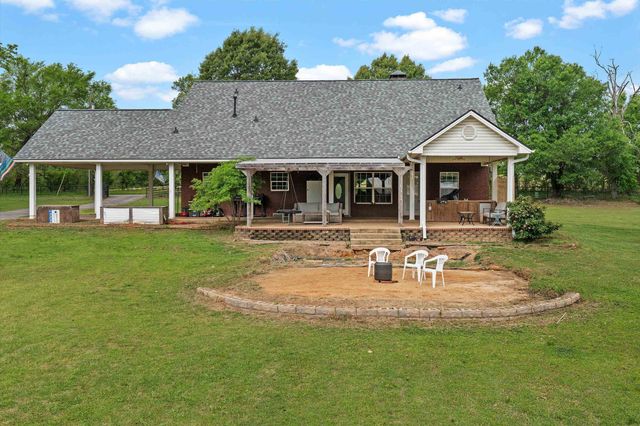 3166 County Road 232, Henderson, TX 75652