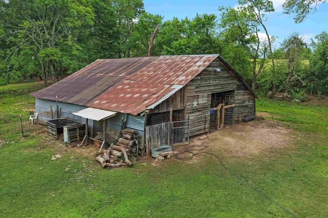 3166 County Road 232, Henderson, TX 75652