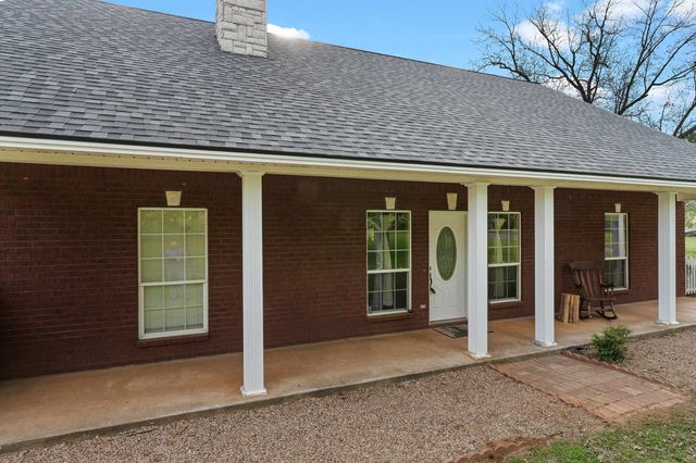 3166 County Road 232, Henderson, TX 75652