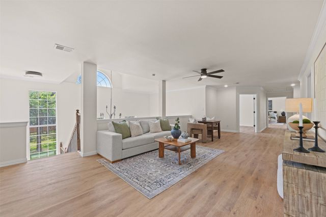 5860 Newt Patterson Road, Mansfield, TX 76063