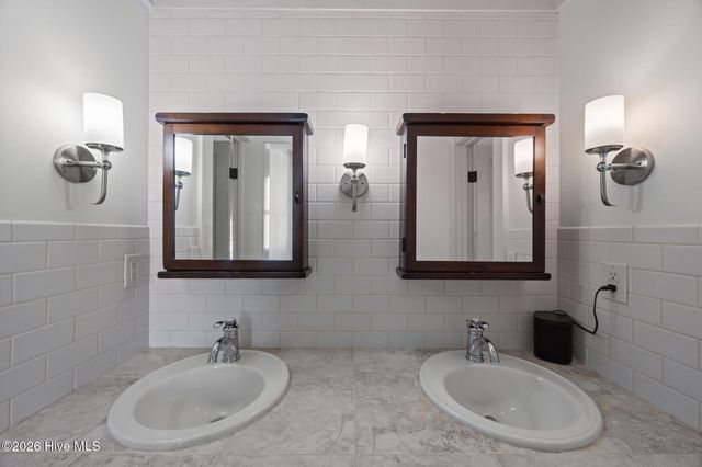 604 E Front Street, New Bern, NC 28560