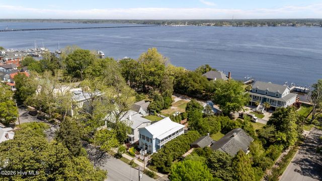 604 E Front Street, New Bern, NC 28560