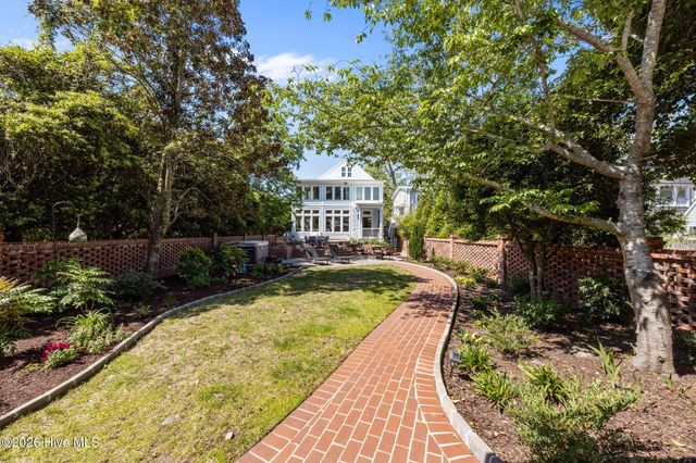 604 E Front Street, New Bern, NC 28560