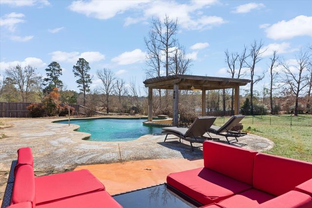 770 Dennard, Longview, TX 75605