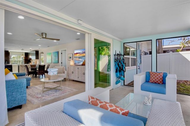 442 62ND STREET, Holmes Beach, FL 34217