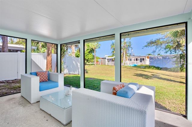 442 62ND STREET, Holmes Beach, FL 34217