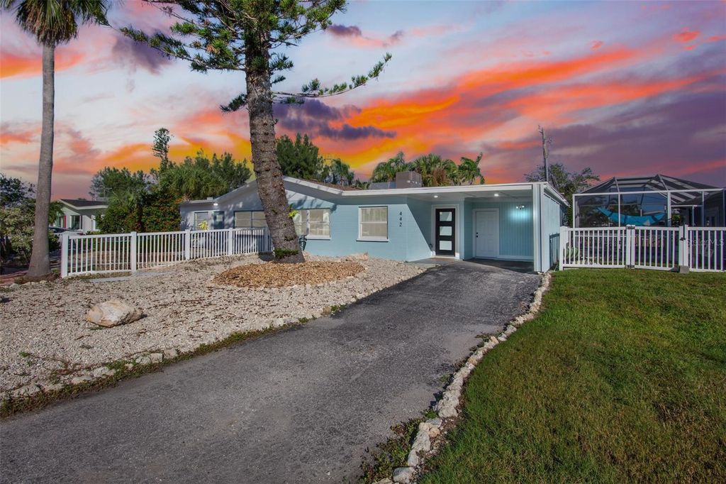 442 62ND STREET, Holmes Beach, FL 34217