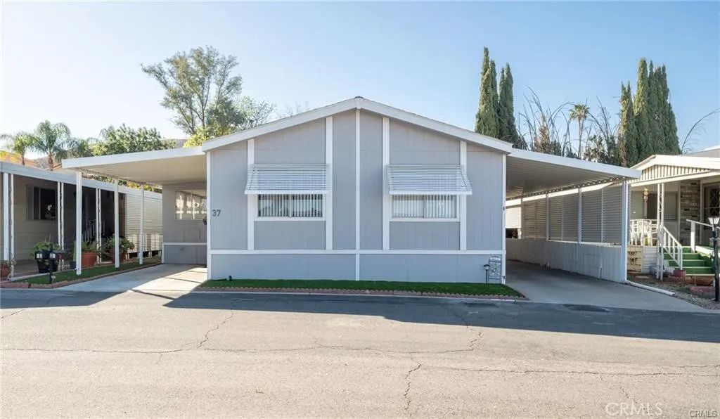 27701 Murrieta 37, Menifee, CA 92586