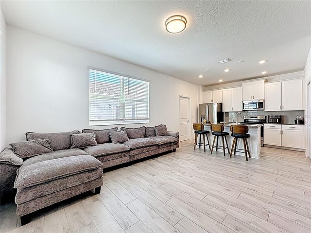 3077 ELLA WAY, St Cloud, FL 34771