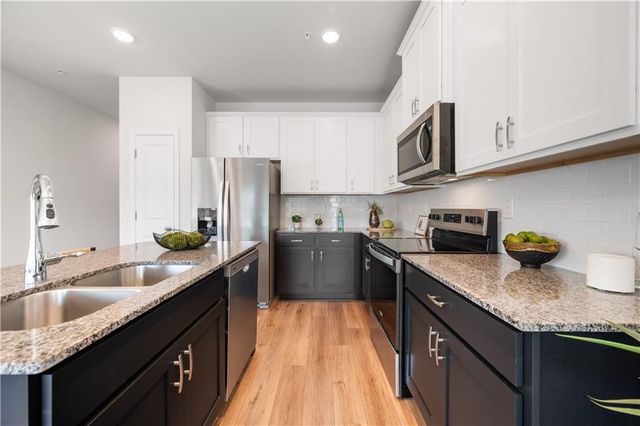 9435 Maple Grove Lane 97, Jonesboro, GA 30238