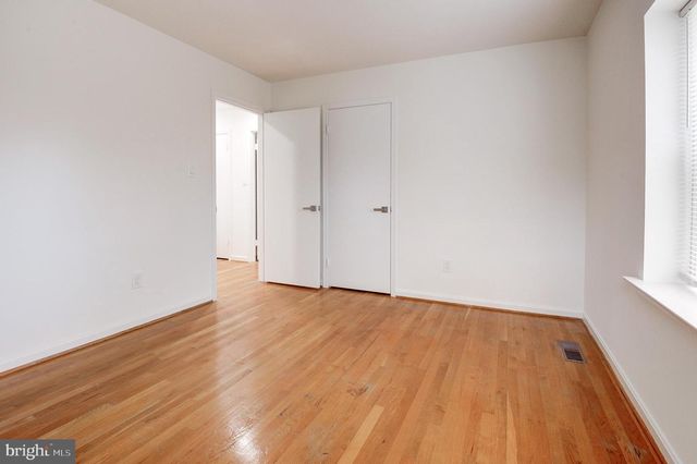 9704 HALL RD, Potomac, MD 20854