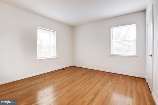 9704 HALL RD, Potomac, MD 20854