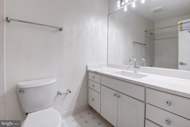 9704 HALL RD, Potomac, MD 20854