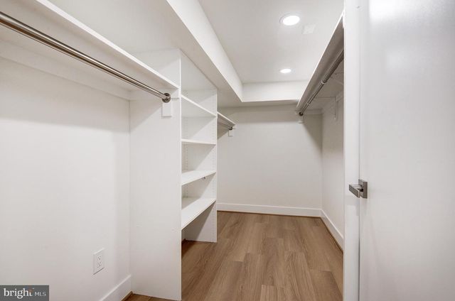 9704 HALL RD, Potomac, MD 20854