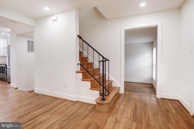 9704 HALL RD, Potomac, MD 20854