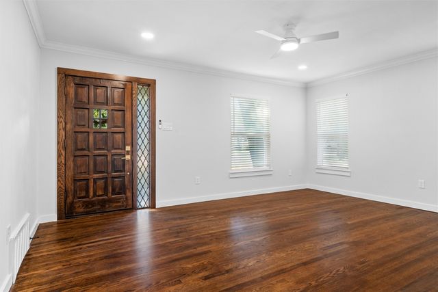 3409 Clary Avenue, Fort Worth, TX 76111
