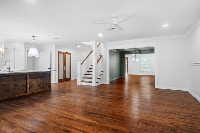 3409 Clary Avenue, Fort Worth, TX 76111