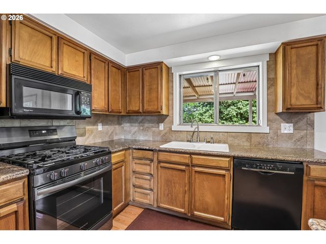 10015 Nw 17TH Ave, Vancouver, WA 98685
