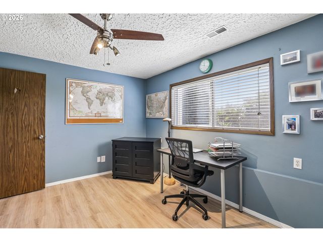 10015 Nw 17TH Ave, Vancouver, WA 98685