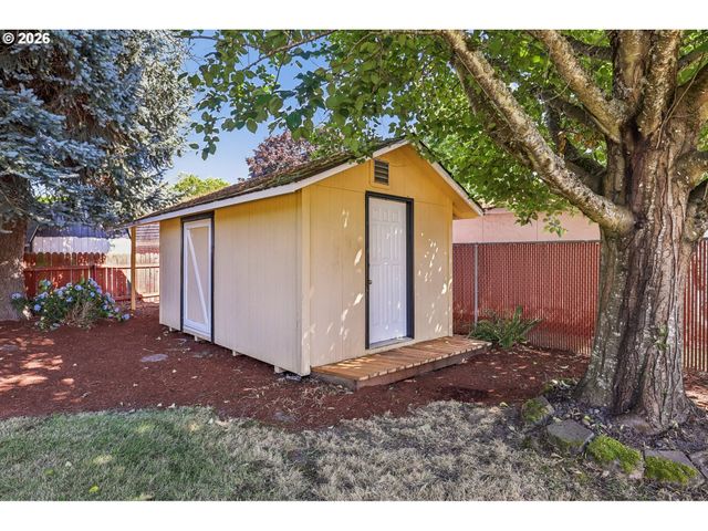 10015 Nw 17TH Ave, Vancouver, WA 98685