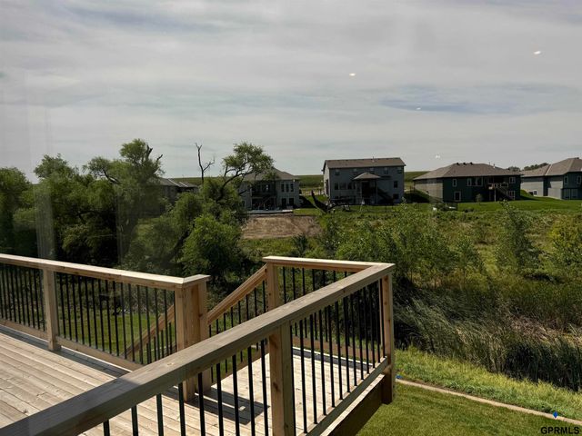 12667 Cooper Street, Papillion, NE 68138