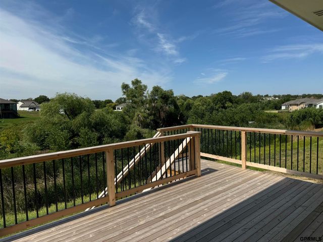 12667 Cooper Street, Papillion, NE 68138