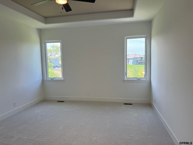 12667 Cooper Street, Papillion, NE 68138