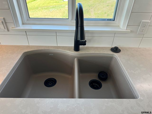 12667 Cooper Street, Papillion, NE 68138