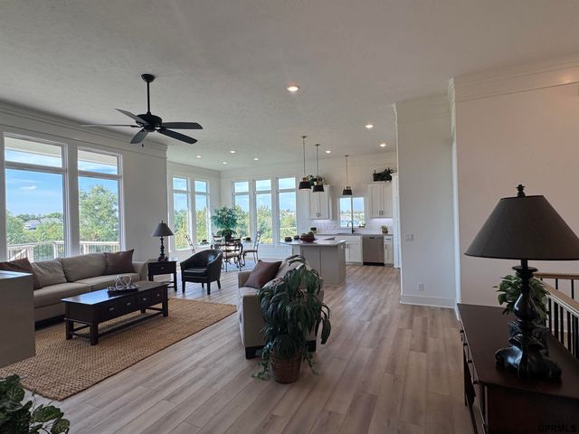 12667 Cooper Street, Papillion, NE 68138