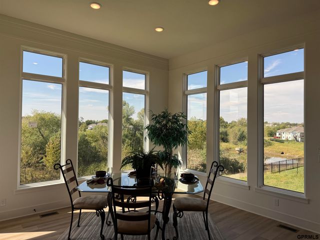 12667 Cooper Street, Papillion, NE 68138