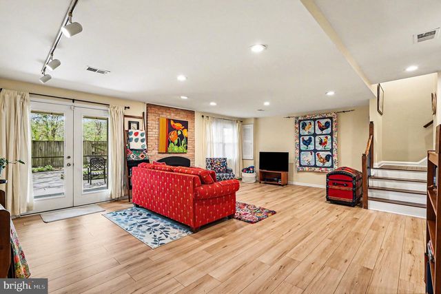 511 COUNCIL CT NE, Vienna, VA 22182