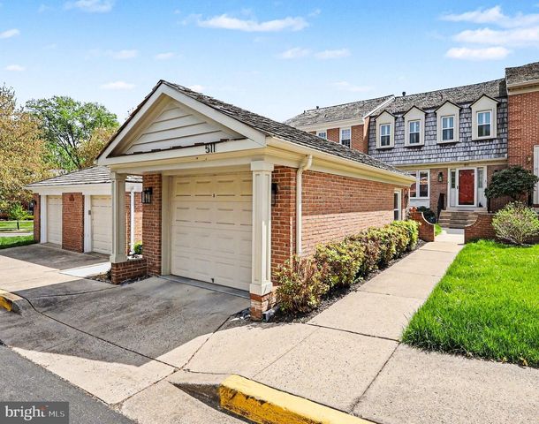 511 COUNCIL CT NE, Vienna, VA 22182