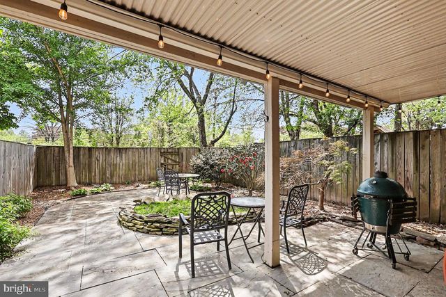 511 COUNCIL CT NE, Vienna, VA 22182
