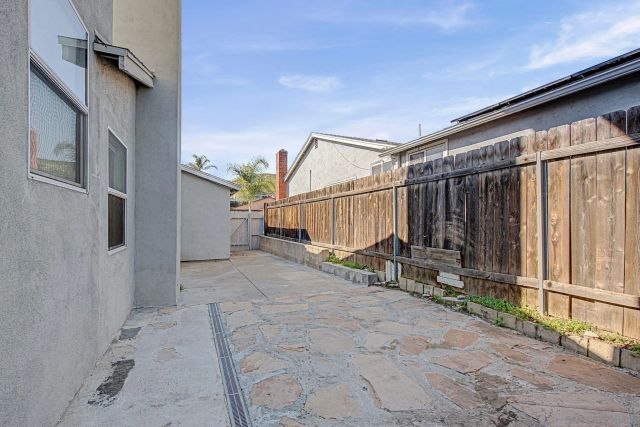 10621 Keith, Santee, CA 92071