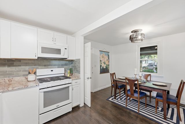 1908 Iron Street, North Charleston, SC 29406